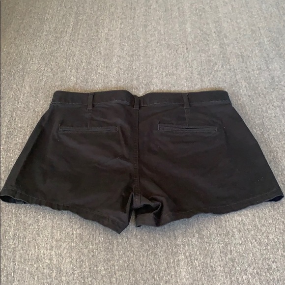 Express | mid-rise shorts NWT Size 2 - Picture 3 of 3